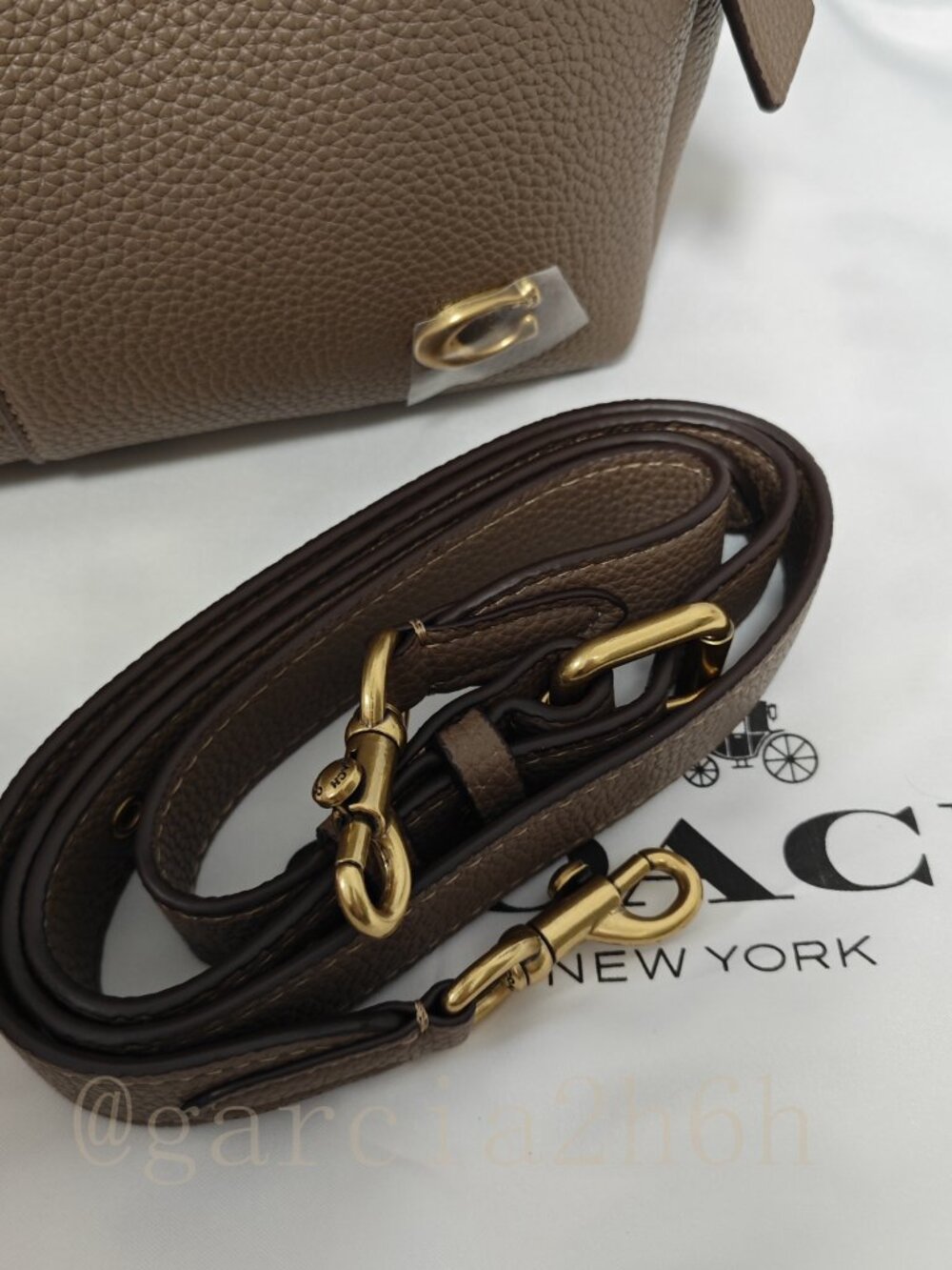 😘😘Coach Lana Shoulder Bag 23 brown - Picture 14 of 15